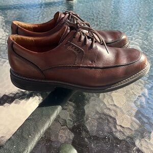 Mens Clark dress shoes size 10